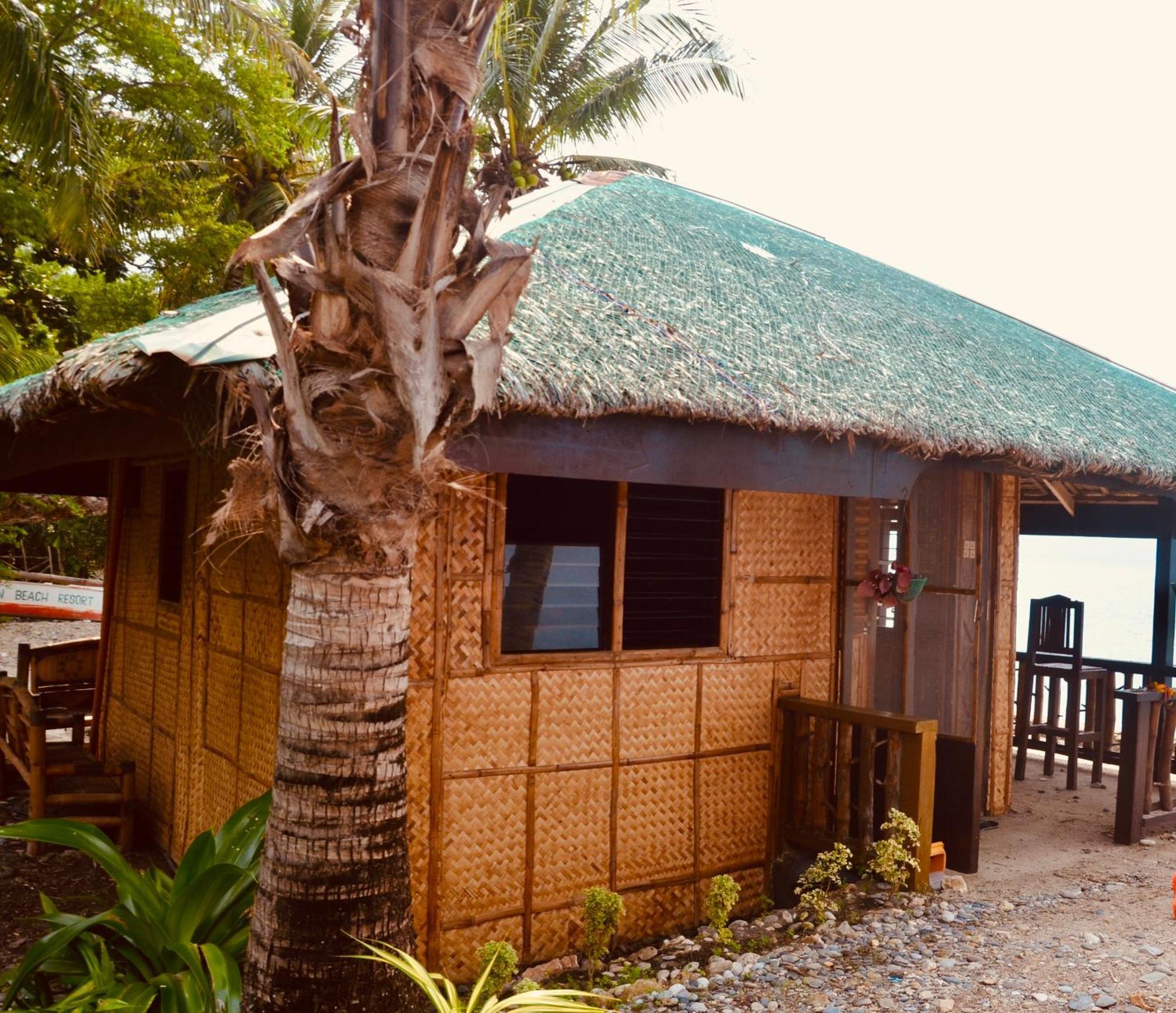 Amami Beach Resort Puerto Galera Exterior foto